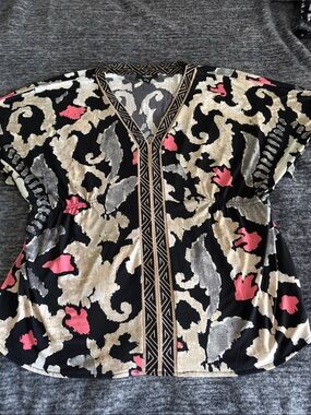 Alfani Black V-Neck Printed Tunic with Pink and Cream Accents
